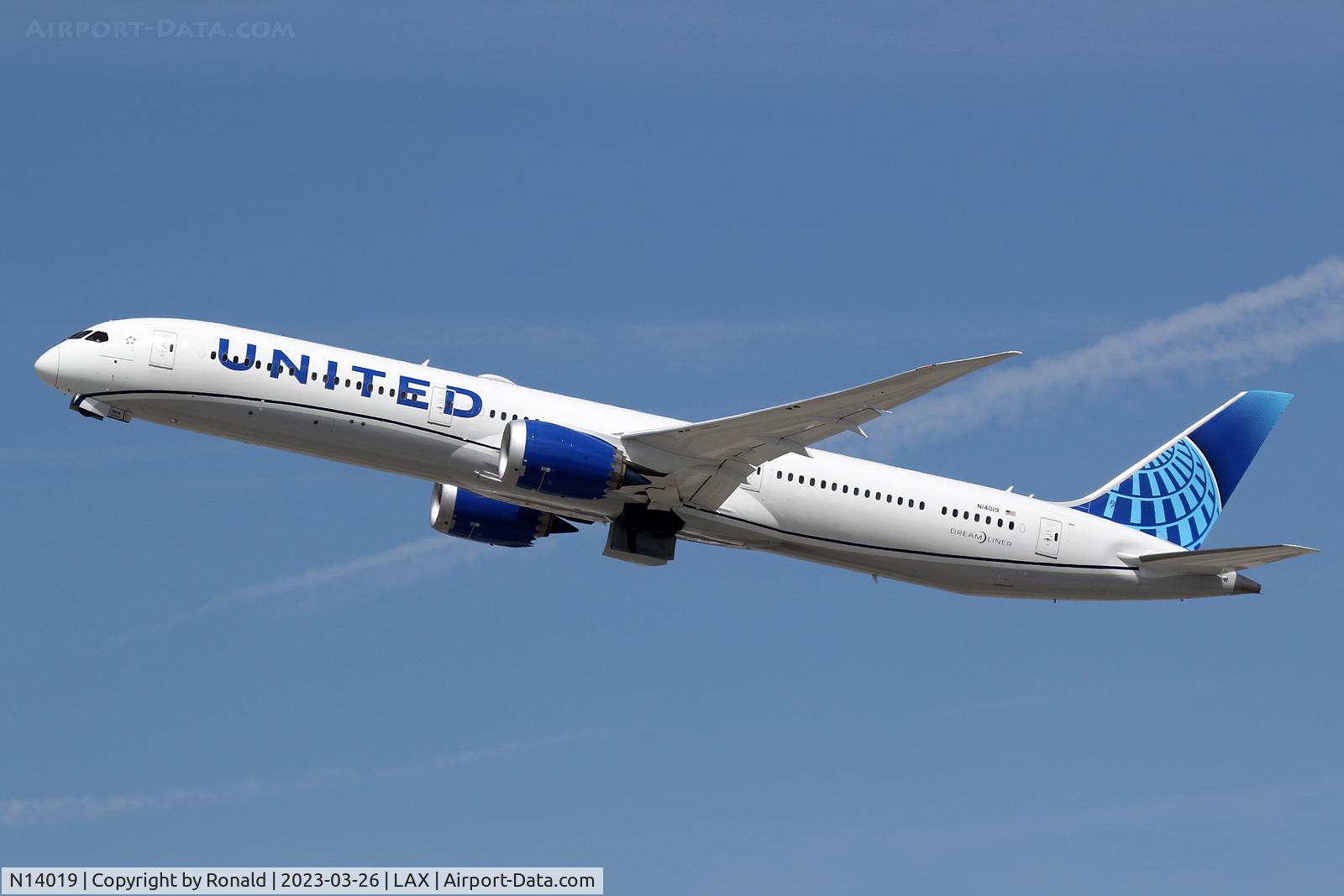 N14019, 2022 Boeing 787-10 Dreamliner C/N 66988, at lax