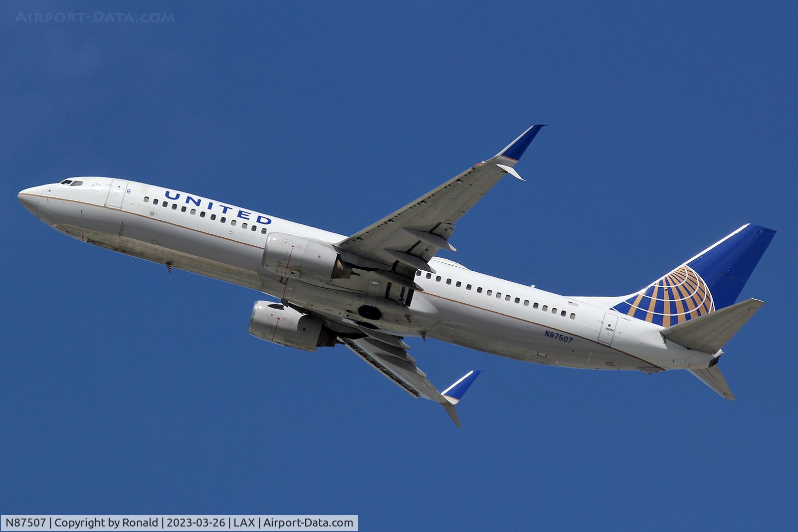 N87507, 2008 Boeing 737-824 C/N 31637, at lax