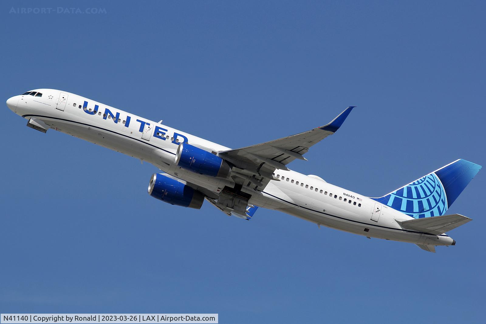 N41140, 2000 Boeing 757-224 C/N 30353, at lax