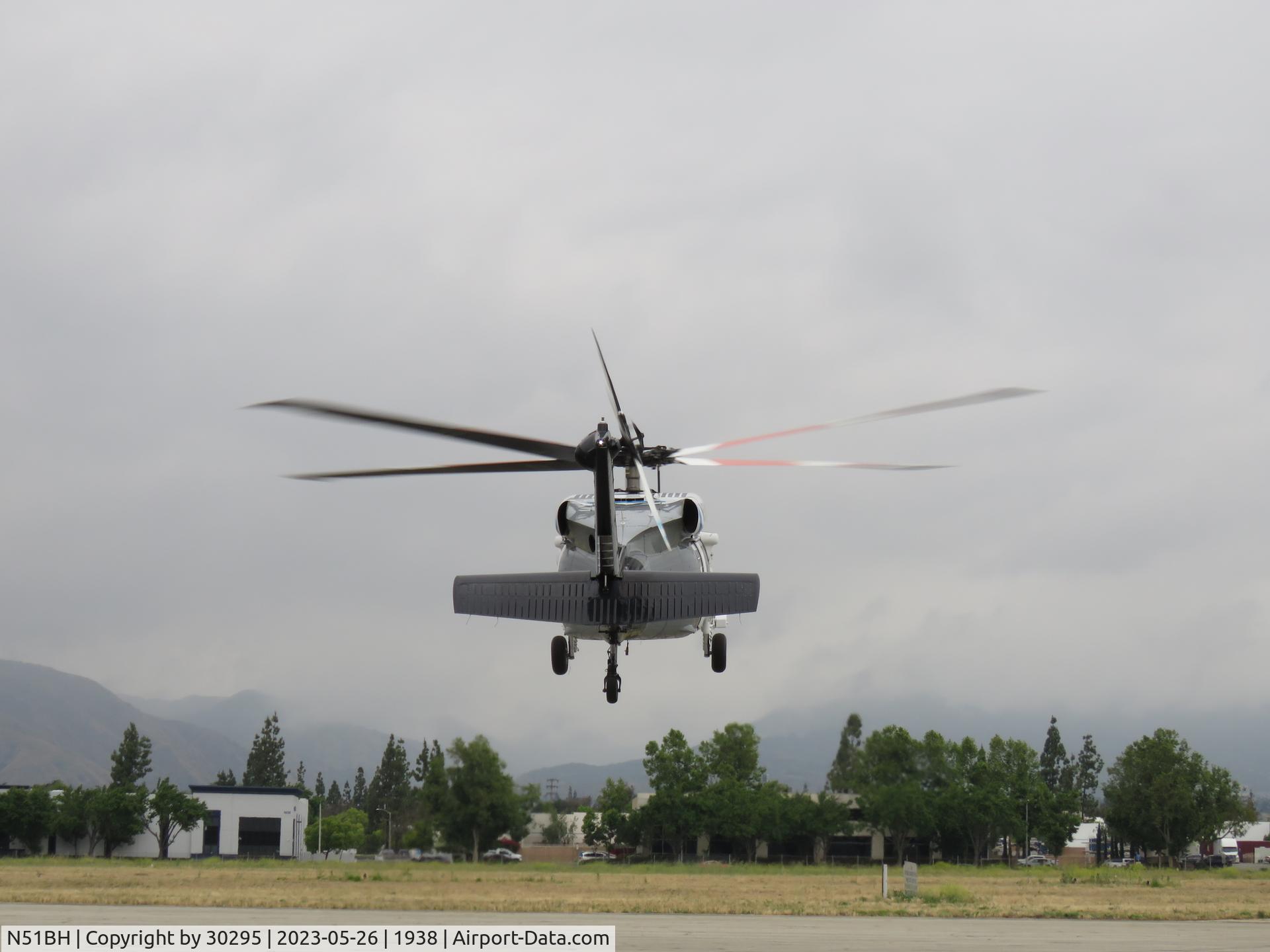 N51BH, 1984 Sikorsky HH-60L Fire Hawk (Black Hawk) C/N 70766, Hover turning