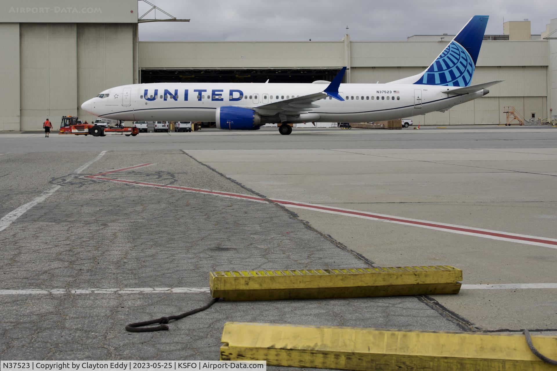 N37523, 2019 Boeing 737-9 MAX C/N 43461, SFO 2023.