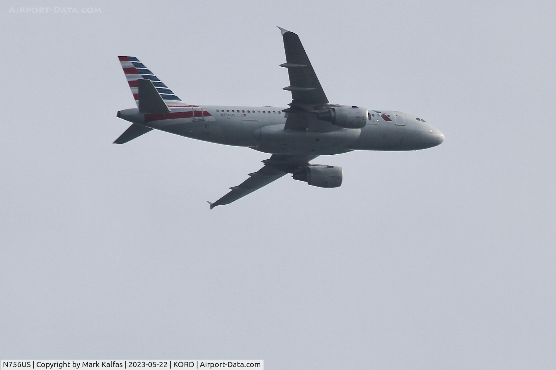 N756US, 2000 Airbus A319-112 C/N 1340, American Airlines A319 N756US AA864 PHL-ORD