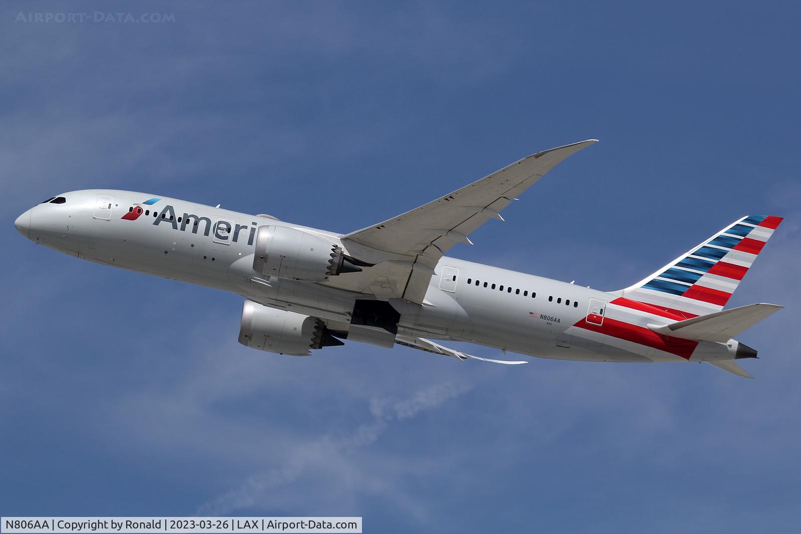 N806AA, 2015 Boeing 787-8 Dreamliner C/N 40624, at lax
