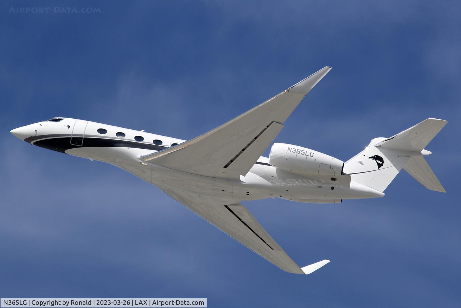N365LG, 2013 Gulfstream Aerospace G650 (G-VI) C/N 6049, at lax
