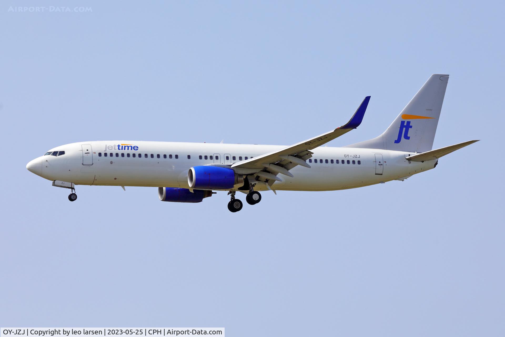 OY-JZJ, 2003 Boeing 737-82R C/N 30658, Copenhagen 25.5.2023
