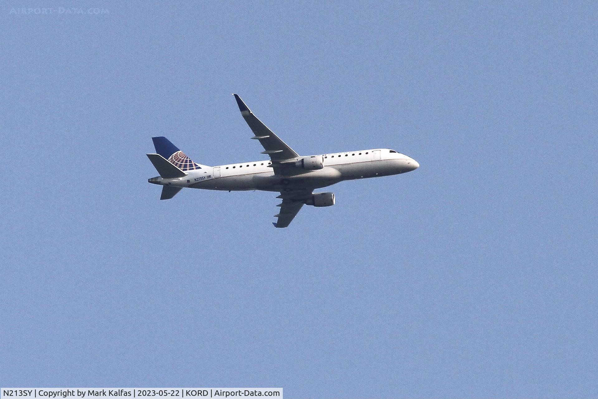 N213SY, 2017 Embraer 175LR (ERJ-170-200LR) C/N 17000666, SkyWest/United Express E75L N213SY SKW4687 DAY-ORD