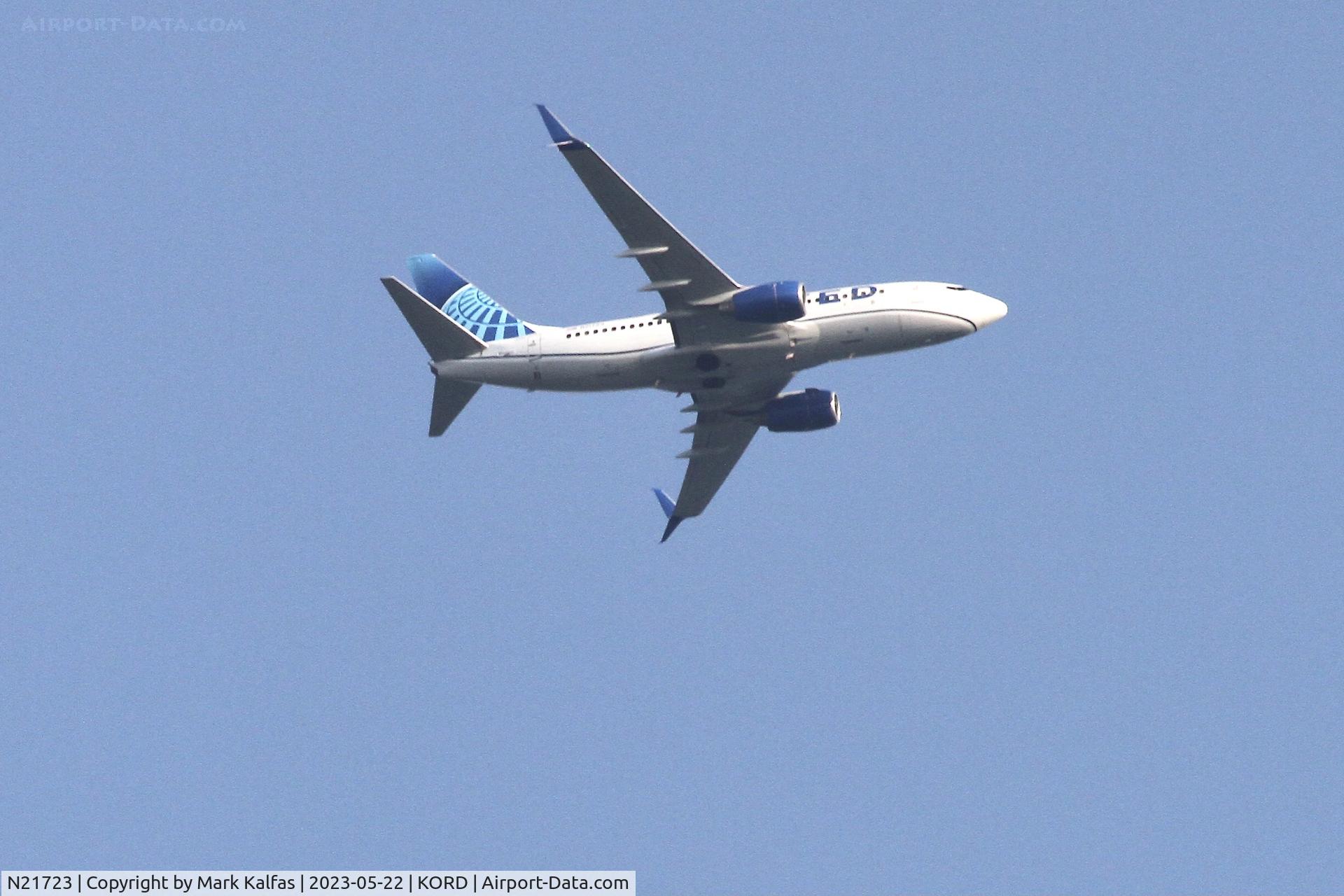 N21723, 1999 Boeing 737-724 C/N 28790, United Airlines B737 N21723 UA248 CLT-ORD