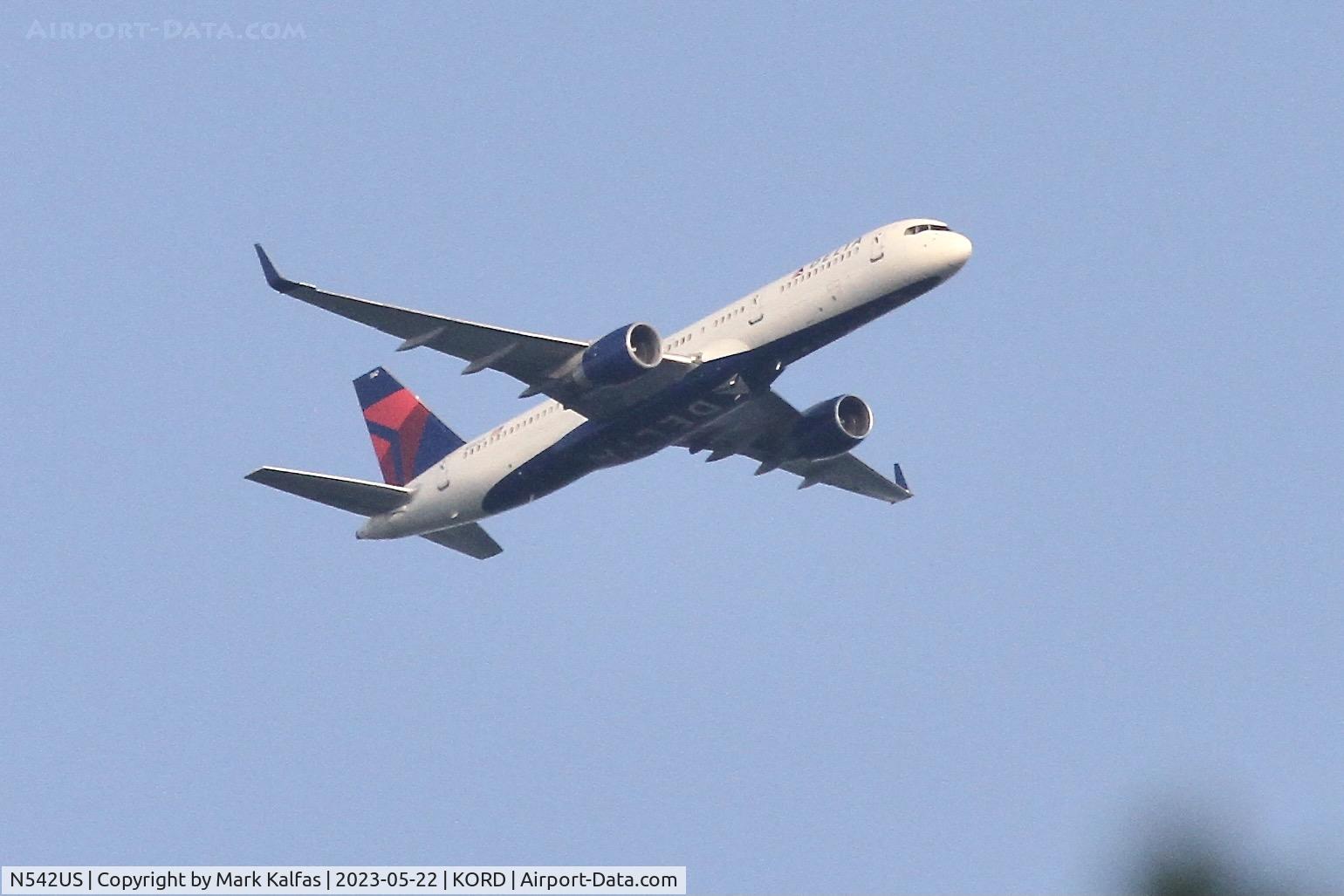 N542US, 1996 Boeing 757-251 C/N 26489, Delta B752 N542US DL2879 ATL-ORD