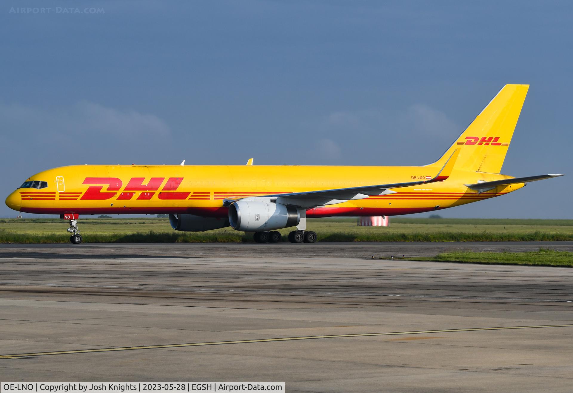 OE-LNO, 1998 Boeing 757-223F C/N 29590, Arriving For Respray.
