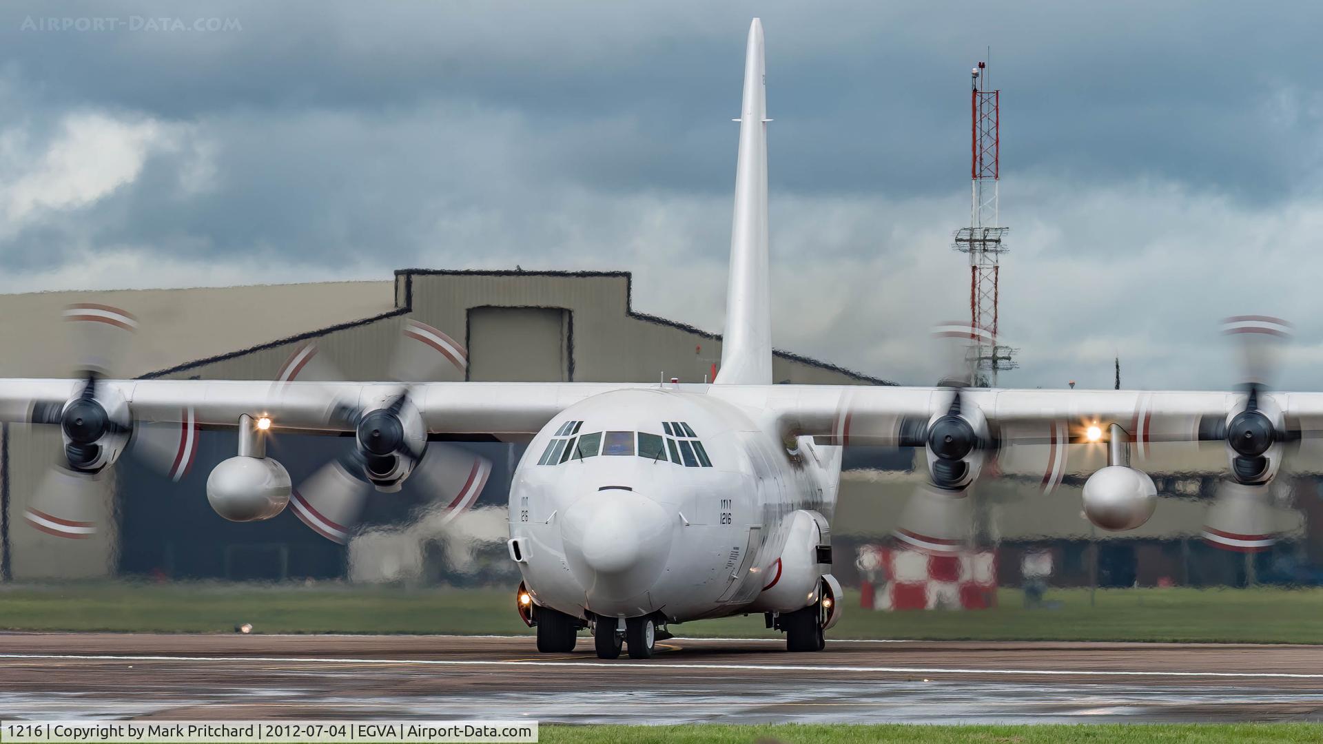 1216, 1981 Lockheed L-100-30 Hercules (L-382G) C/N 382-4895, Shot at RIAT 2012