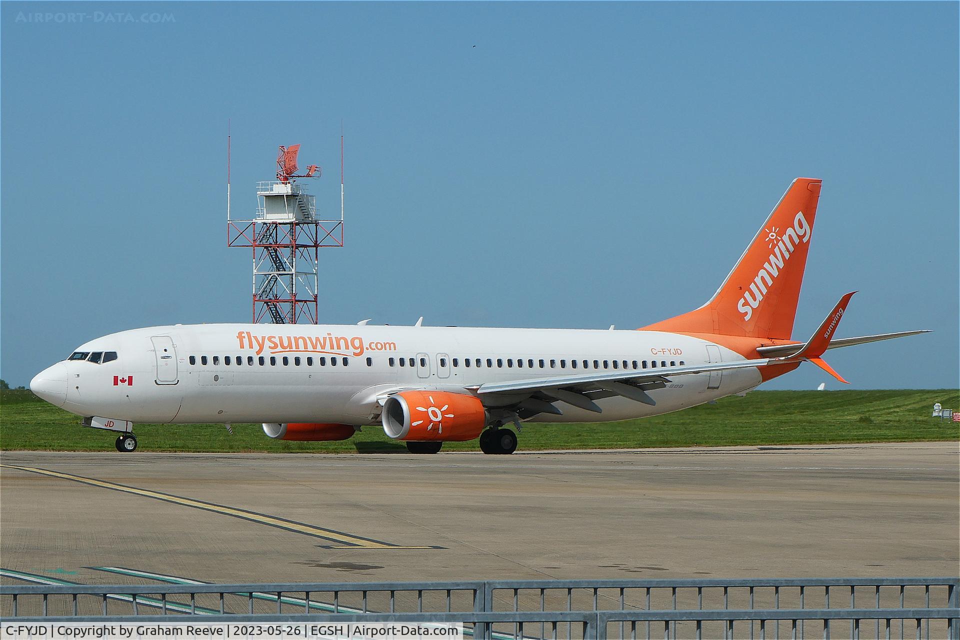 C-FYJD, 2015 Boeing 737-8Q8 C/N 41807, Departing from Norwich.