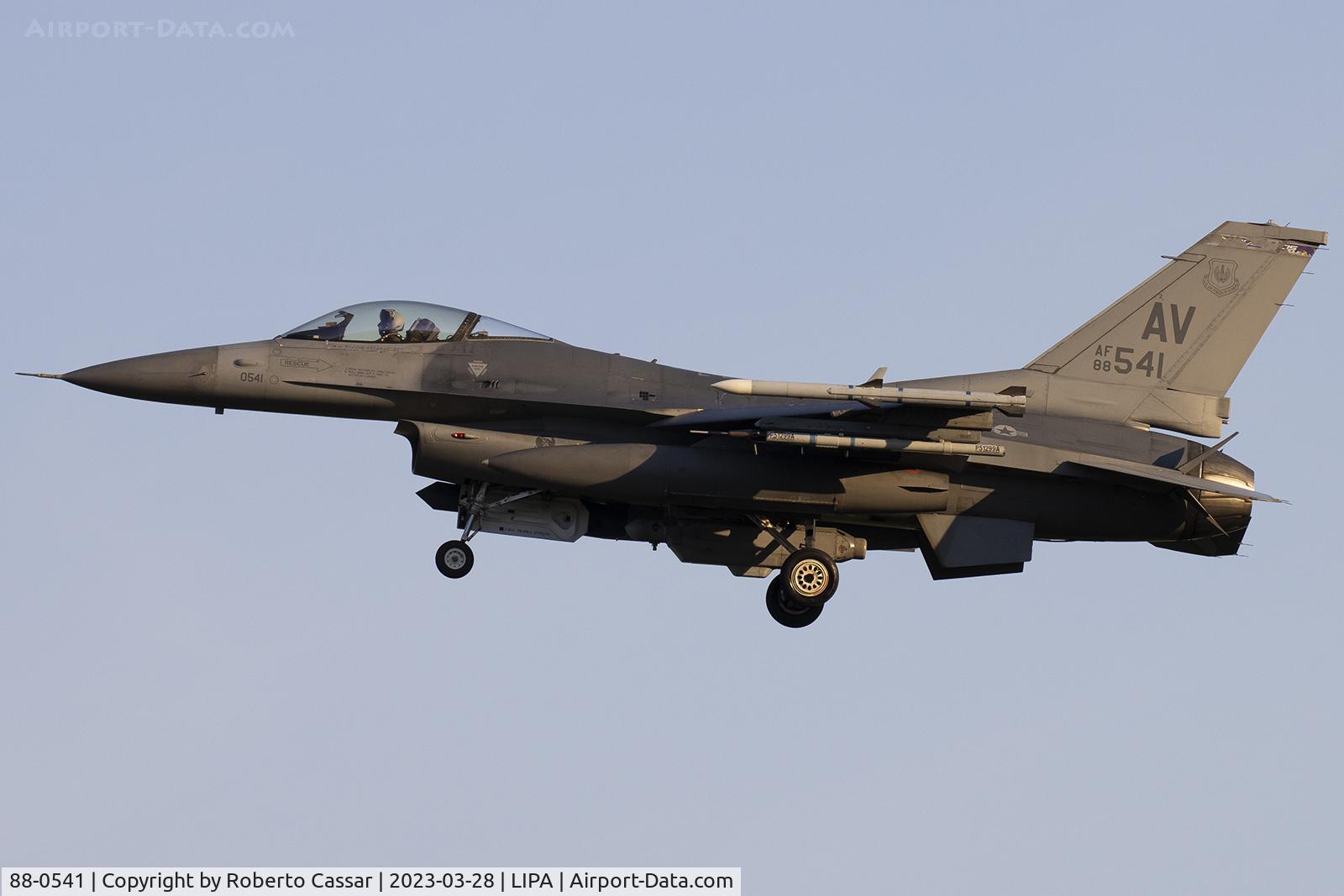 88-0541, Lockheed Martin F-16C Block 40D C/N 1C-143, Aviano