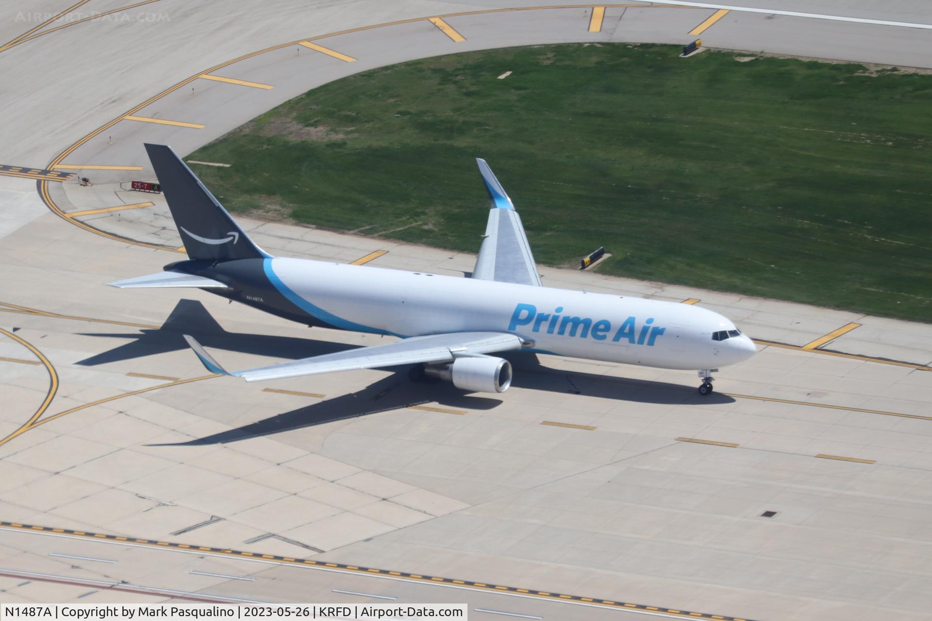 N1487A, 1997 Boeing 767-31K(ER)(BDSF) C/N 28865, Boeing 767-31K(ER)(BDSF)