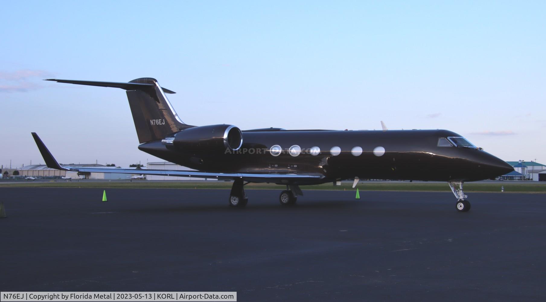 N76EJ, Gulfstream Aerospace G-IV C/N 1033, G-IV zx