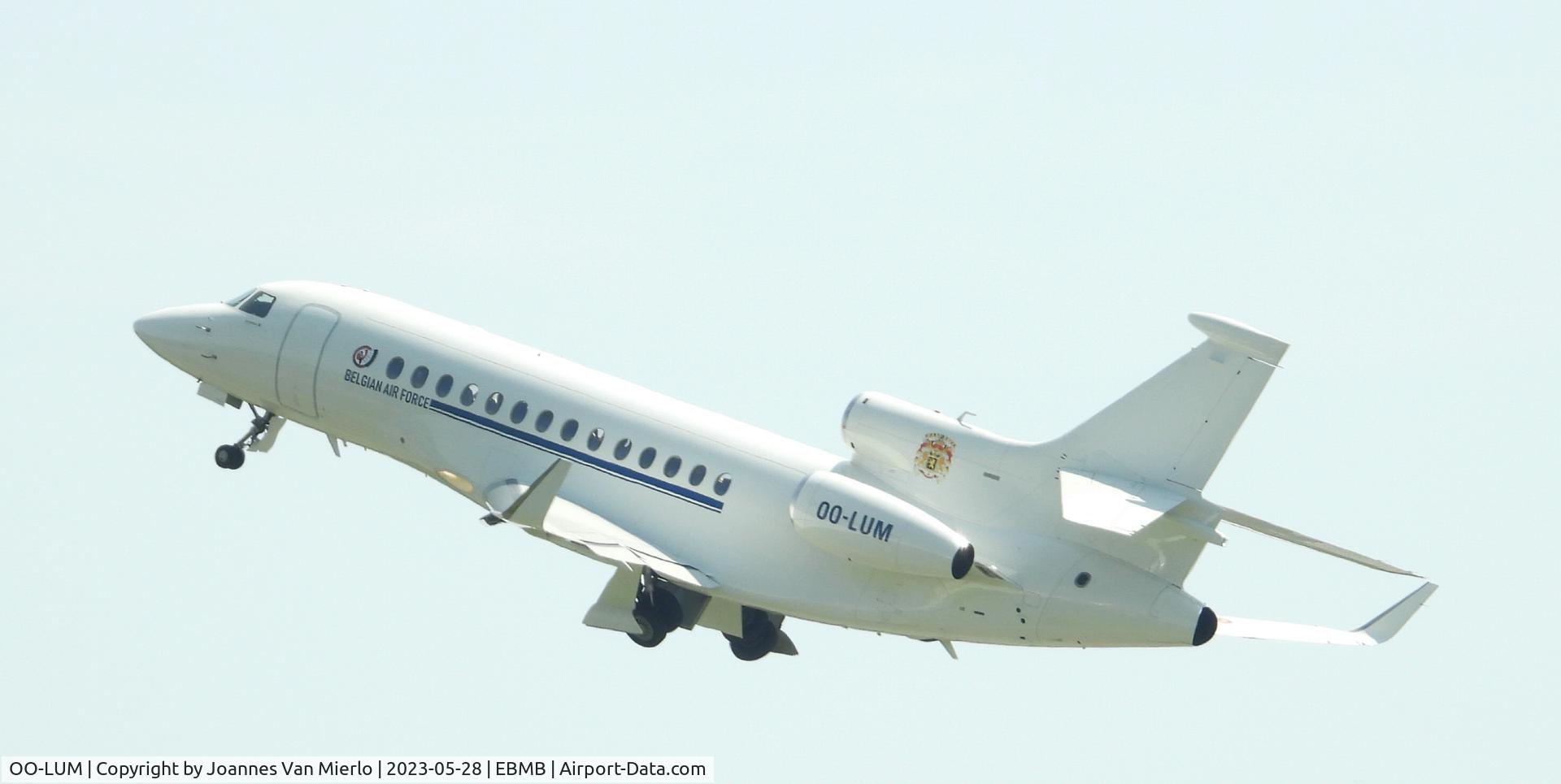 OO-LUM, 2007 Dassault Falcon 7X C/N 004, Airborne from EBBR 07L