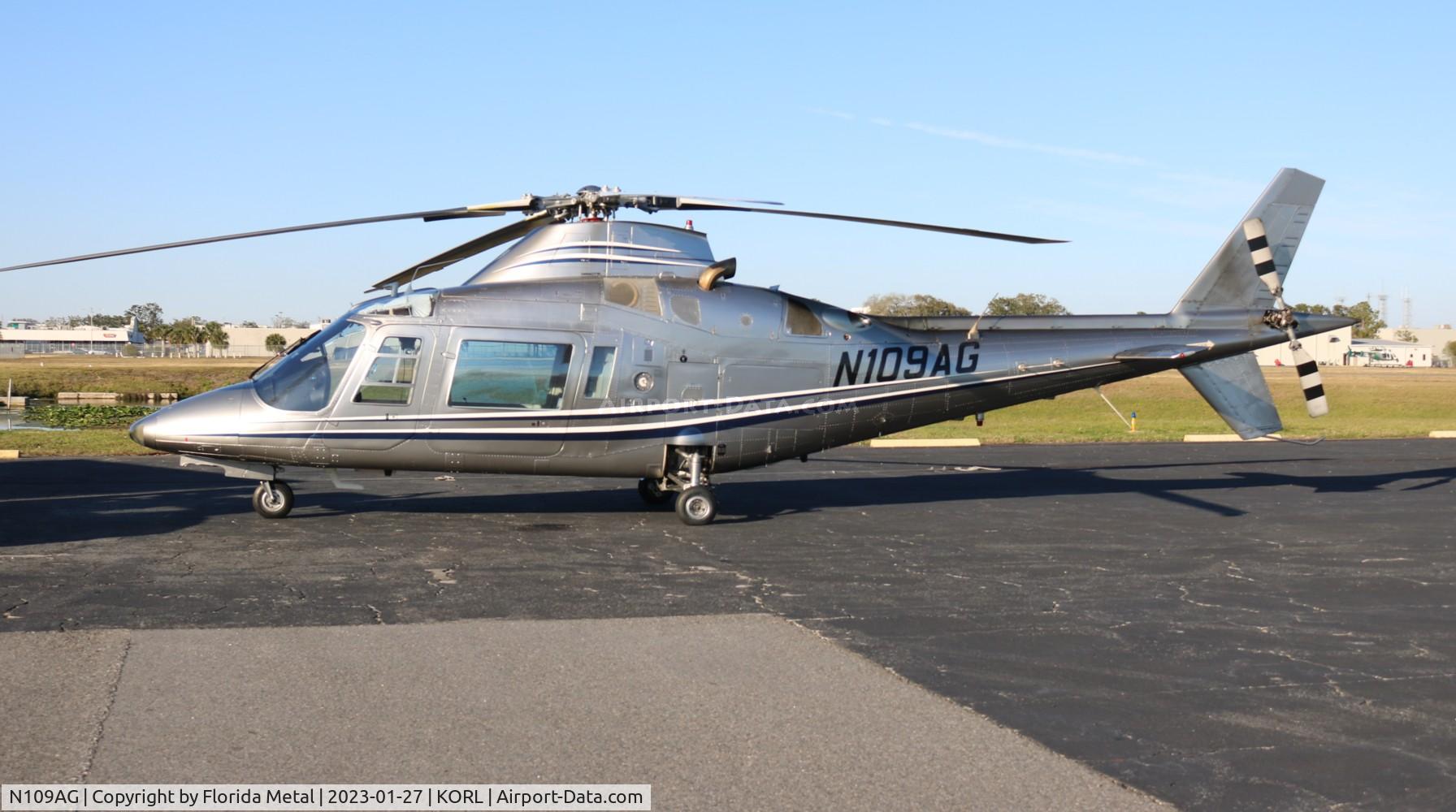 N109AG, Agusta A-109C C/N 7602, A109 zx