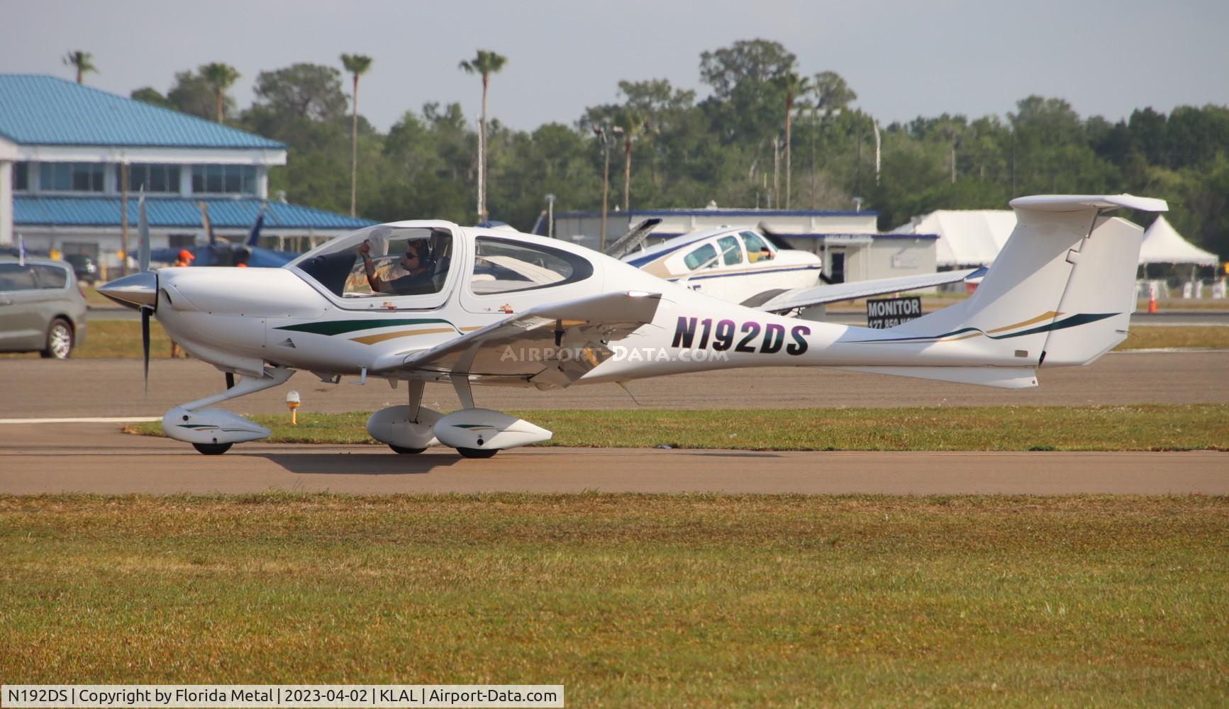 N192DS, 2005 Diamond DA-40 Diamond Star C/N 40.576, DA40 zx