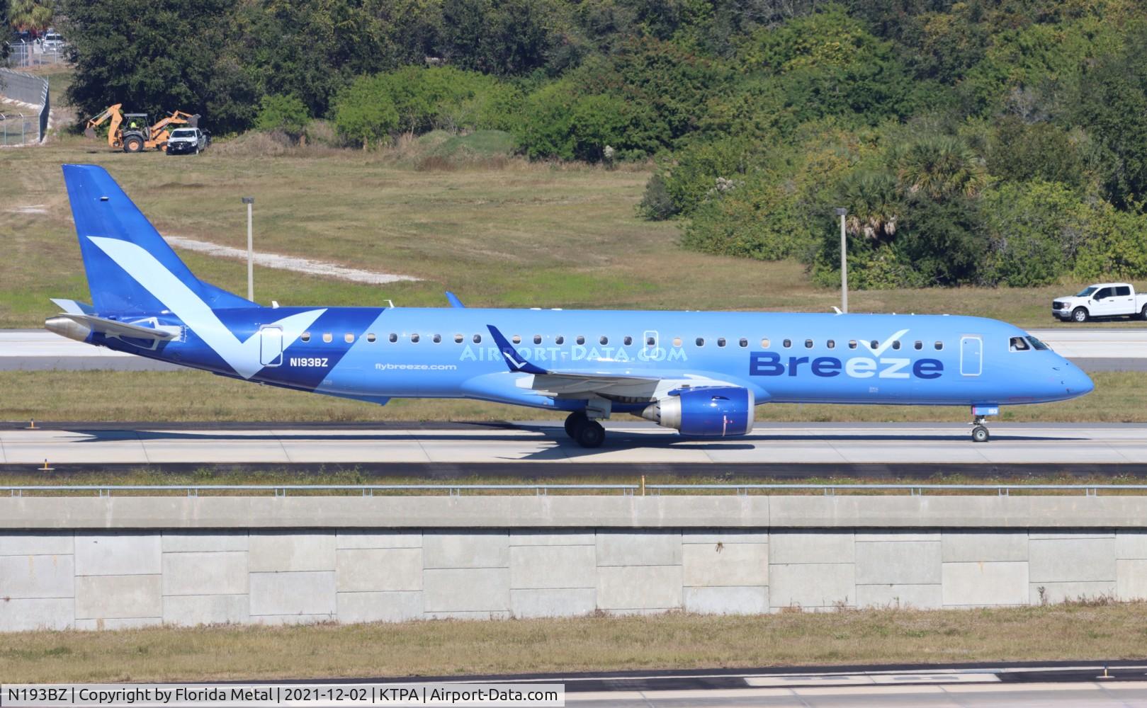 N193BZ, 2013 Embraer 195LR (ERJ-190-200LR) C/N 19000652, MXY E195 zx