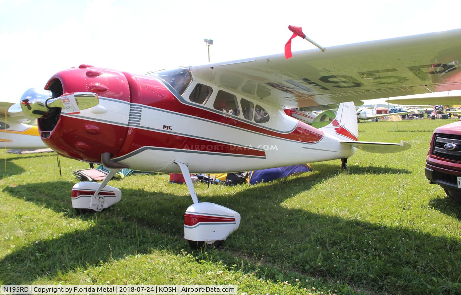 N195RD, 1952 Cessna 195B Businessliner C/N 7895, C195 zx