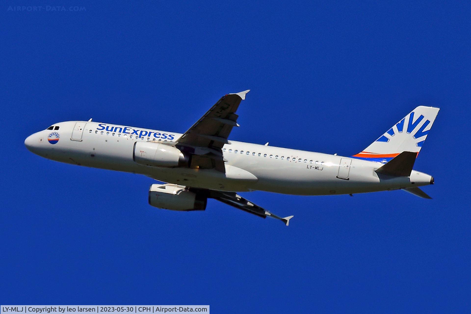 LY-MLJ, 2009 Airbus A320-232 C/N 3877, Copenhagen 30.5.2023