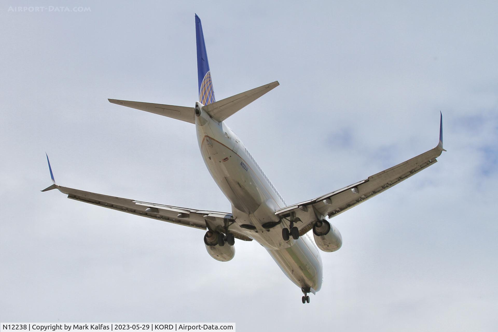 N12238, 1999 Boeing 737-824 C/N 28804, United Airlines Boeing 737-824, N12238 UA2160 SAN-ORD
