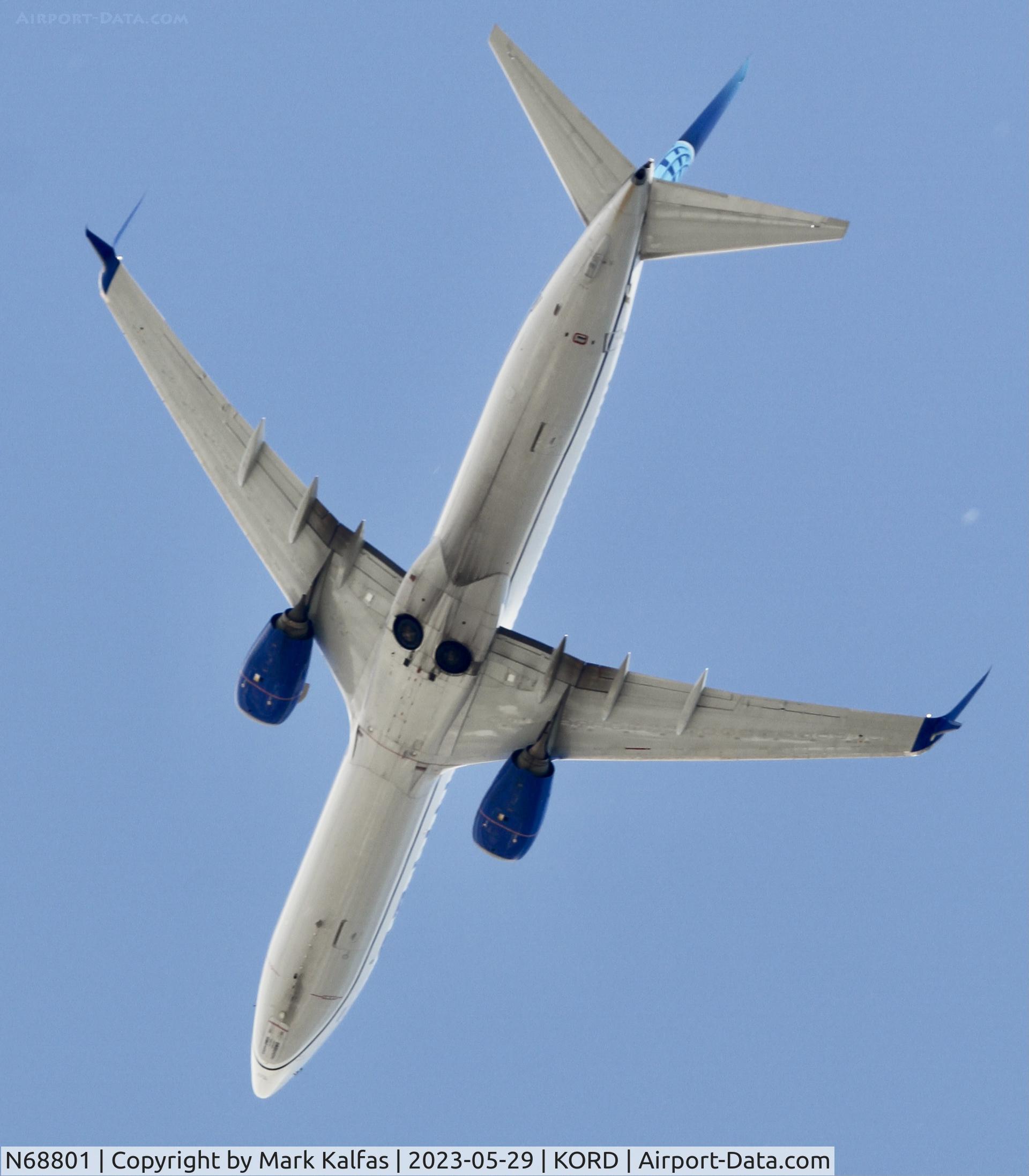N68801, 2013 Boeing 737-924/ER C/N 42740, United Airlines Boeing 737-924/ER, N68801 UA2145 SFO-ORD