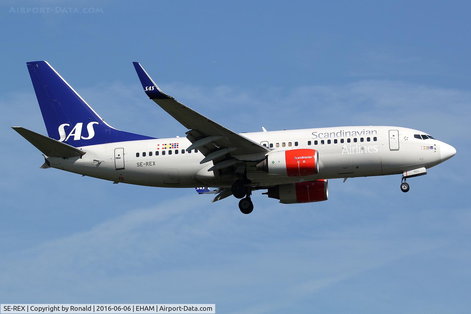 SE-REX, 2002 Boeing 737-76N C/N 33418, at spl