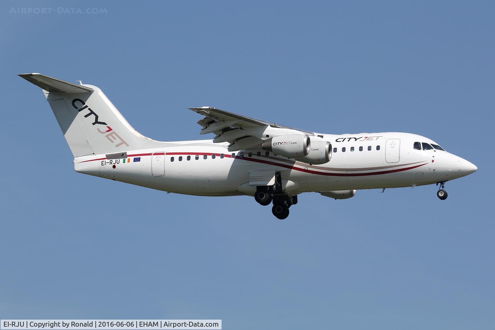 EI-RJU, 2000 British Aerospace Avro 146-RJ85A C/N E2367, at spl
