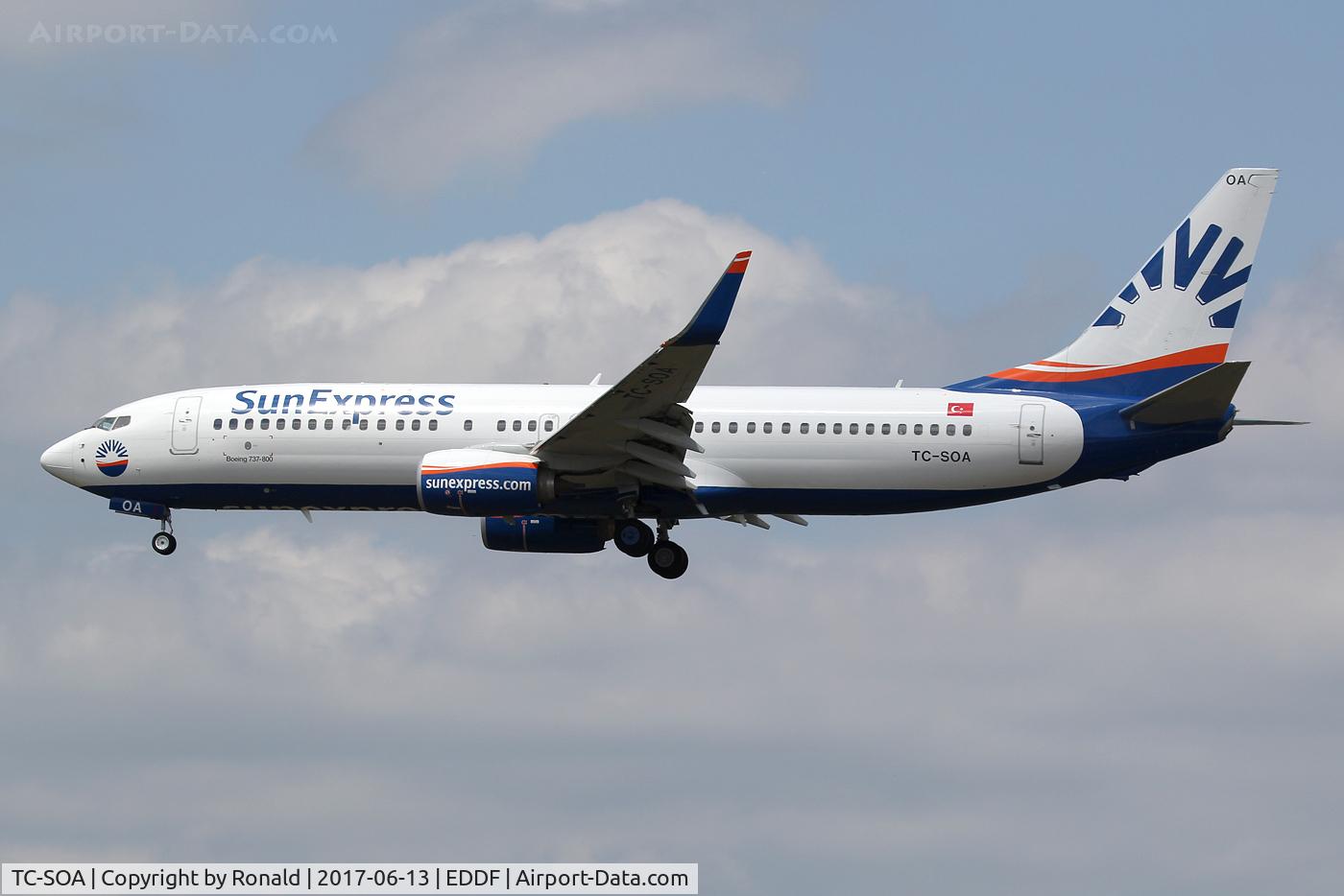 TC-SOA, 2016 Boeing 737-8HC C/N 61184, at fra