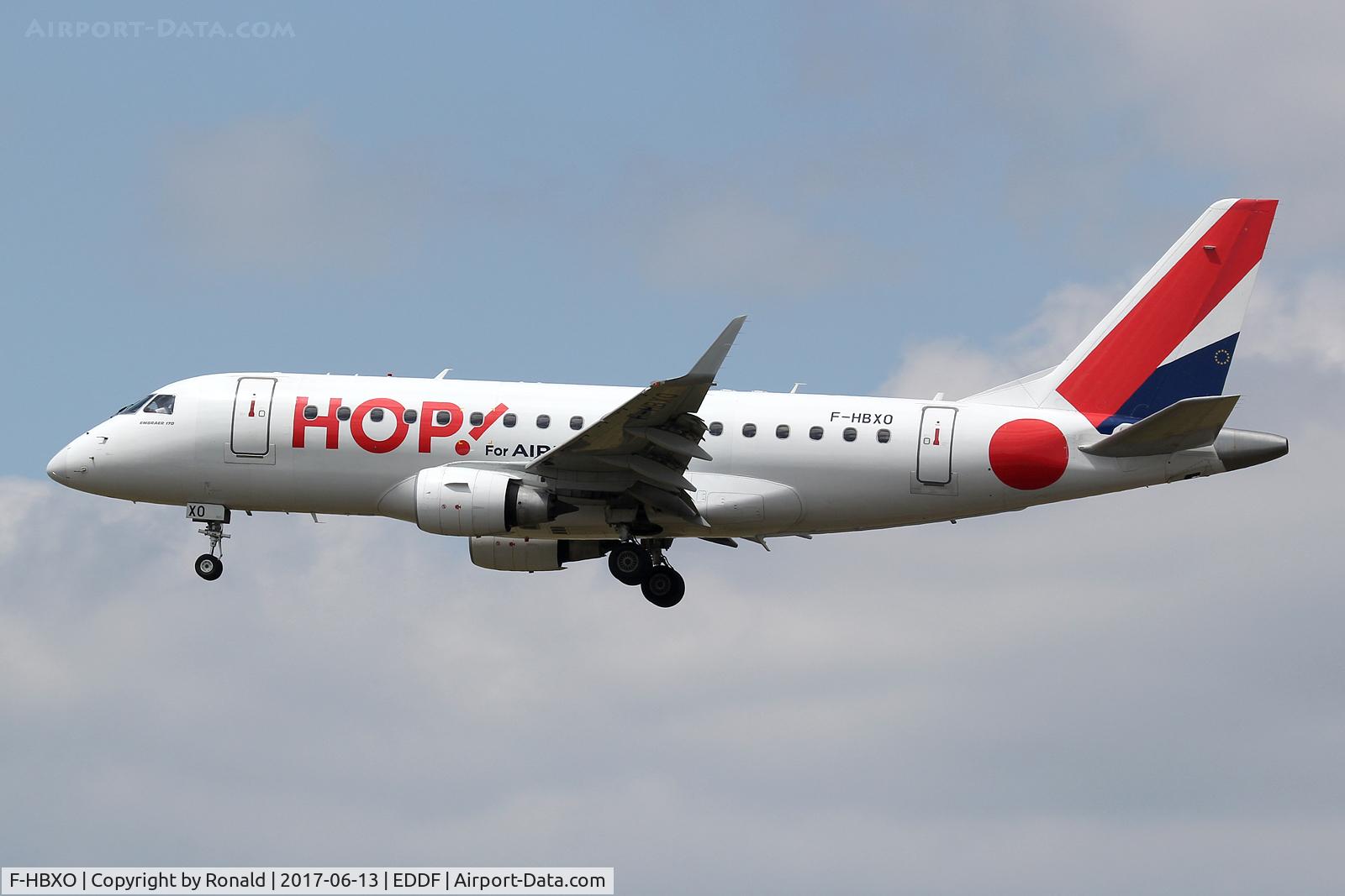 F-HBXO, 2004 Embraer 170LR (ERJ-170-100LR) C/N 17000033, at fra