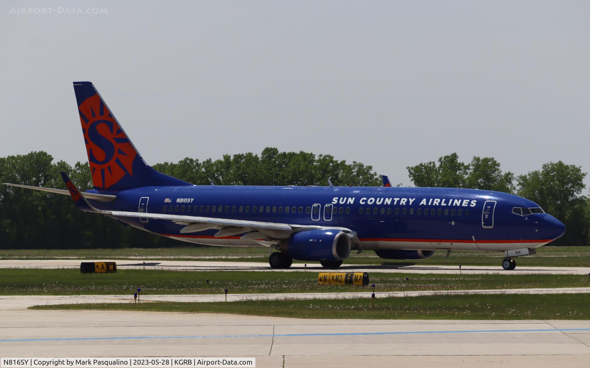 N816SY, 2001 Boeing 737-8Q8 C/N 30637, Boeing 737-8Q8