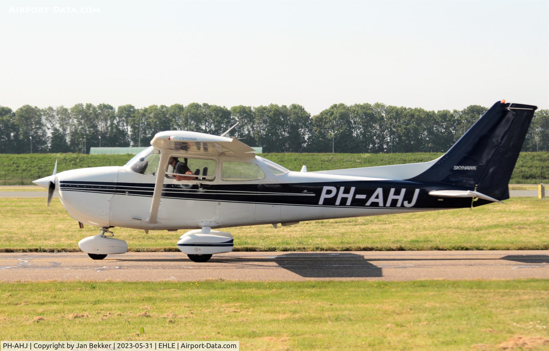 PH-AHJ, , Lelystad Airport