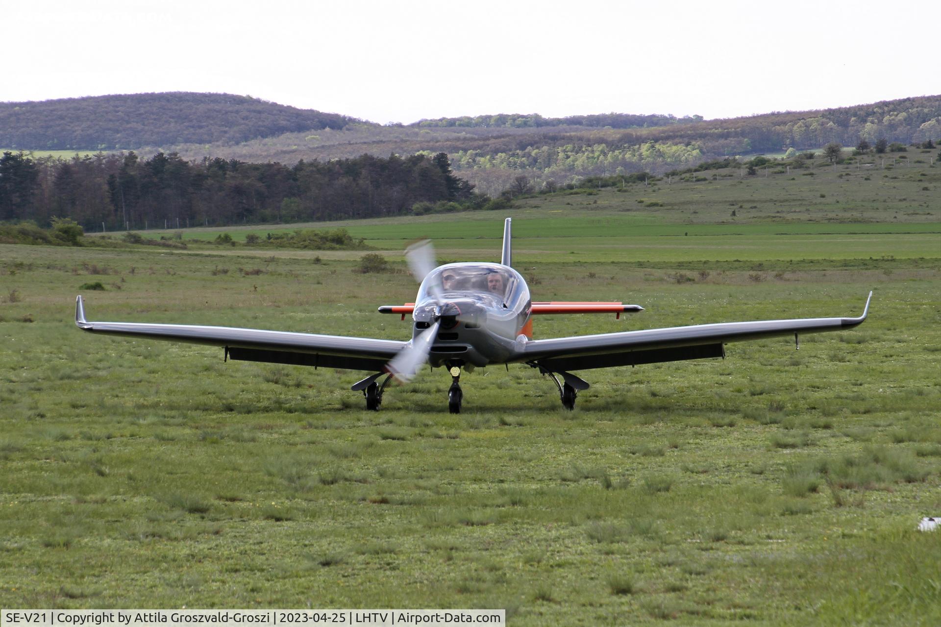 SE-V21, 2023 BlackWing BW 635RG C/N 021, LHTV - Tótvázsony Airfield, Kövesgyurpuszta-Hungary