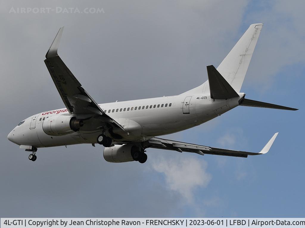 4L-GTI, 2008 Boeing 737-7CT C/N 35086, TGZ2780 / A92780 from Metz Nancy landing runway 23