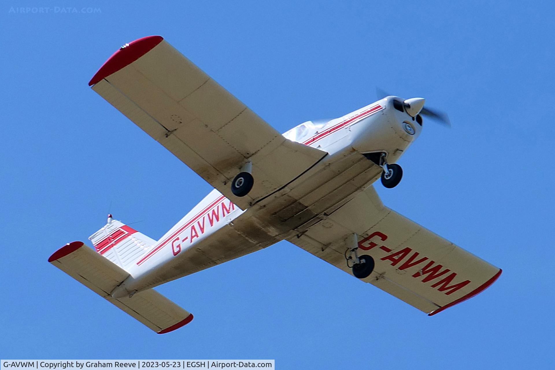 G-AVWM, 1967 Piper PA-28-140 Cherokee C/N 28-24005, Departing from Norwich.