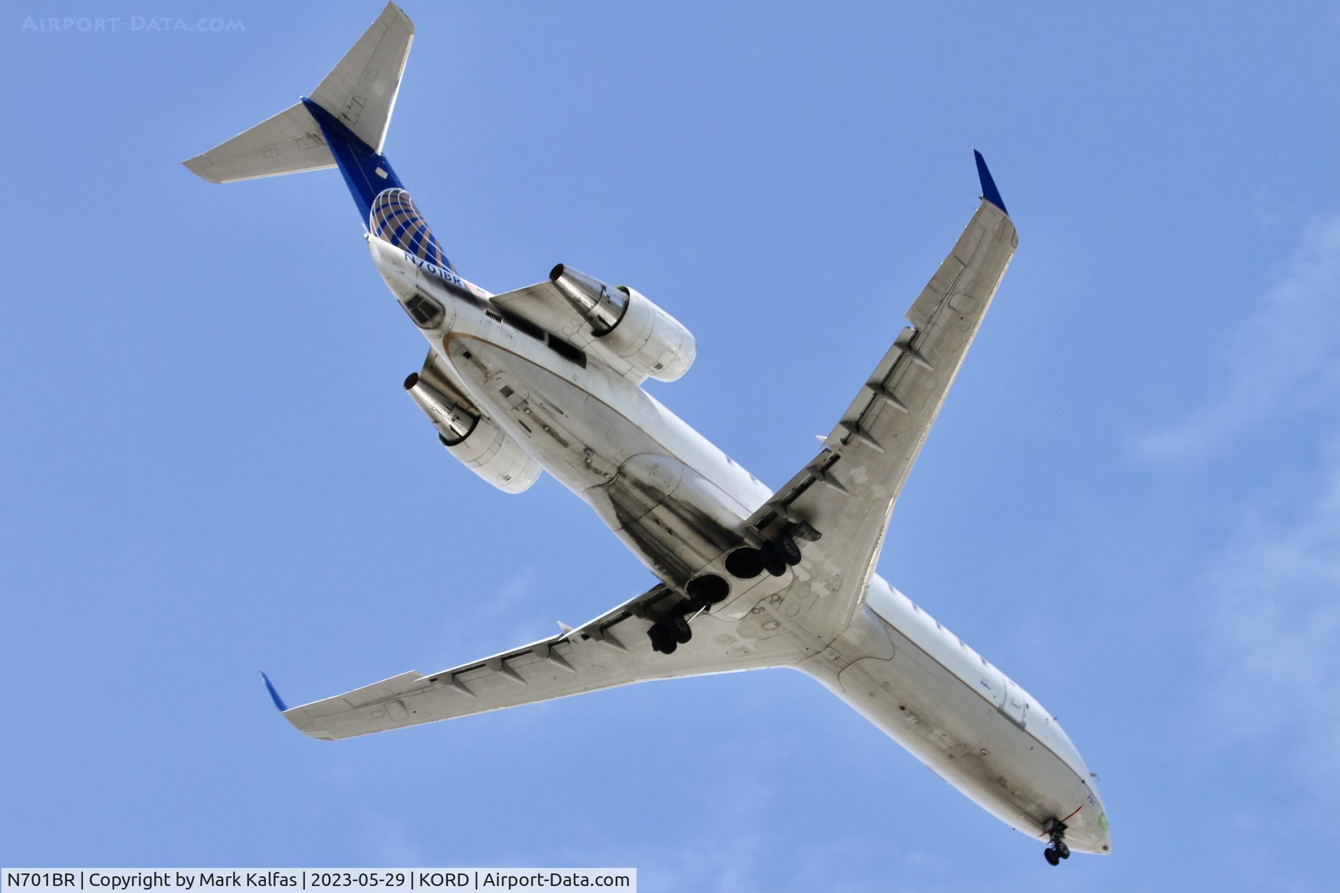 N701BR, 2000 Bombardier CRJ-200ER (CL-600-2B19) C/N 7448, SkyWest/United Express CRJ2 N701BR SKW5055 DEC-ORD, 10C approach KORD