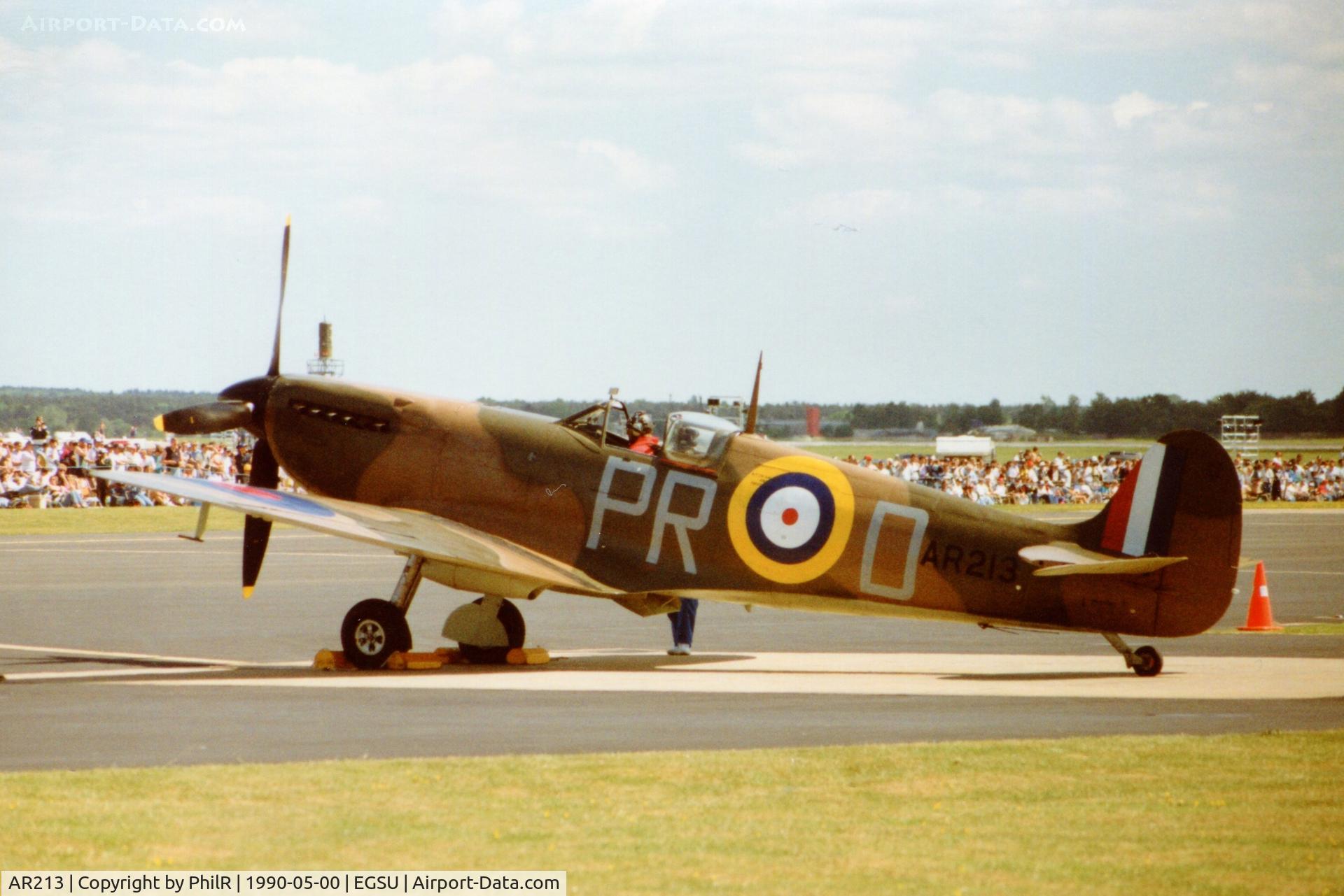 AR213, 1941 Supermarine 300 Spitfire Mk1A C/N WASP/20/2, AR213 (G-AIST) 1941 VS Spitfire la RAF Mildenhall