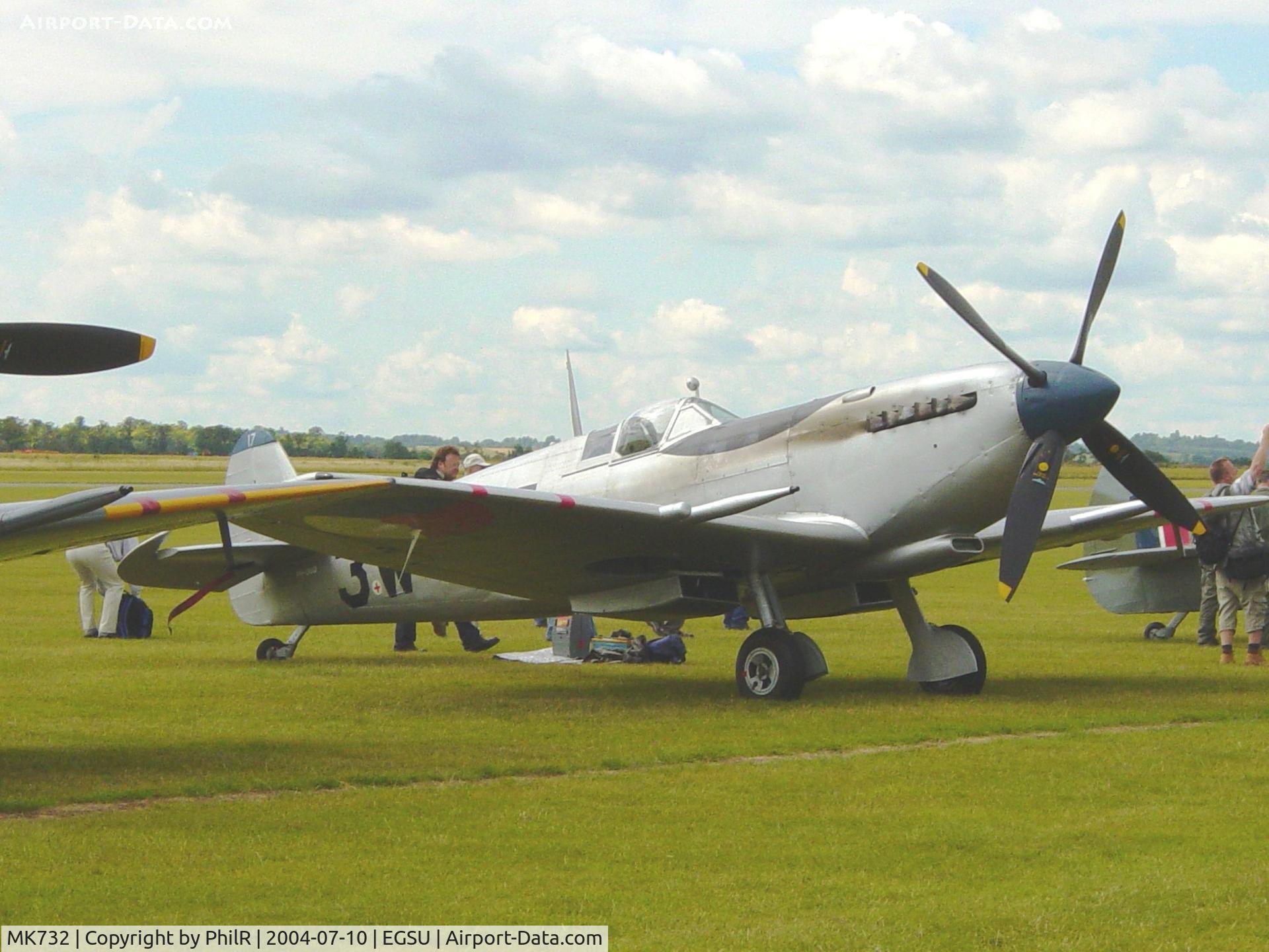 MK732, 1943 Supermarine 361 Spitfire LF.IXc C/N CBAF.IX.1732, MK732 (PH-OUQ) 1944 VS Spitfire LFlXC Dutch Historic Flight Duxford