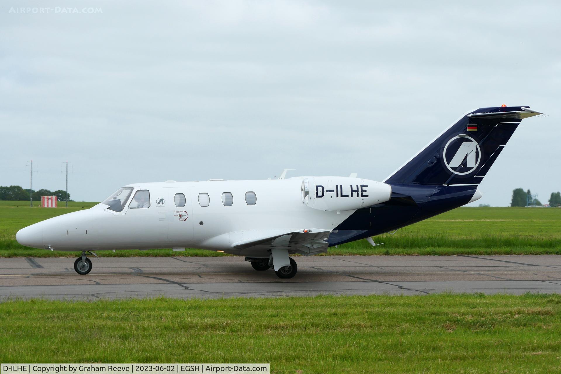D-ILHE, 2008 Cessna 525 CitationJet CJ1+ C/N 525-0664, Just landed at Norwich.