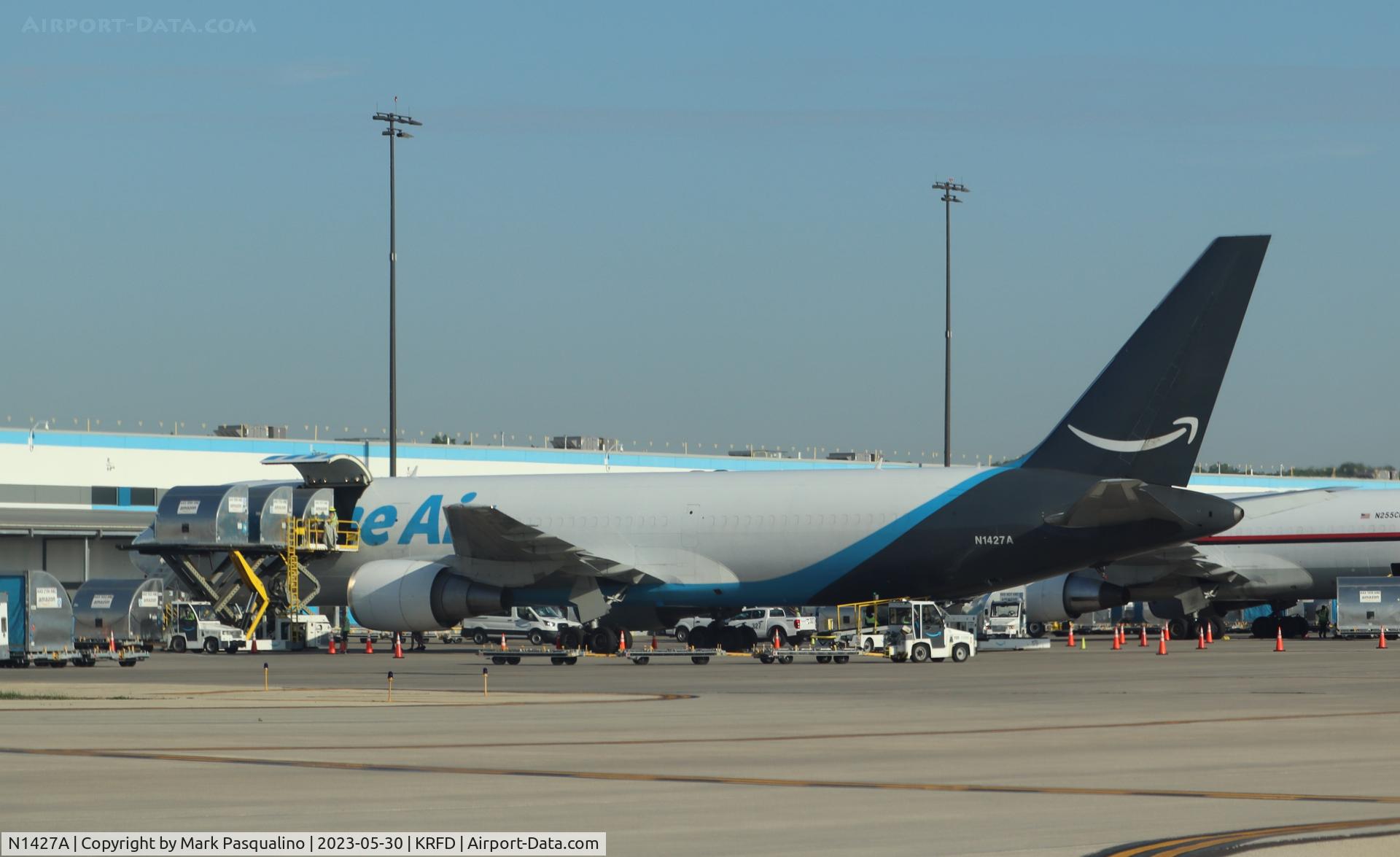 N1427A, 1996 Boeing 767-306 C/N 28098, Boeing 767-306