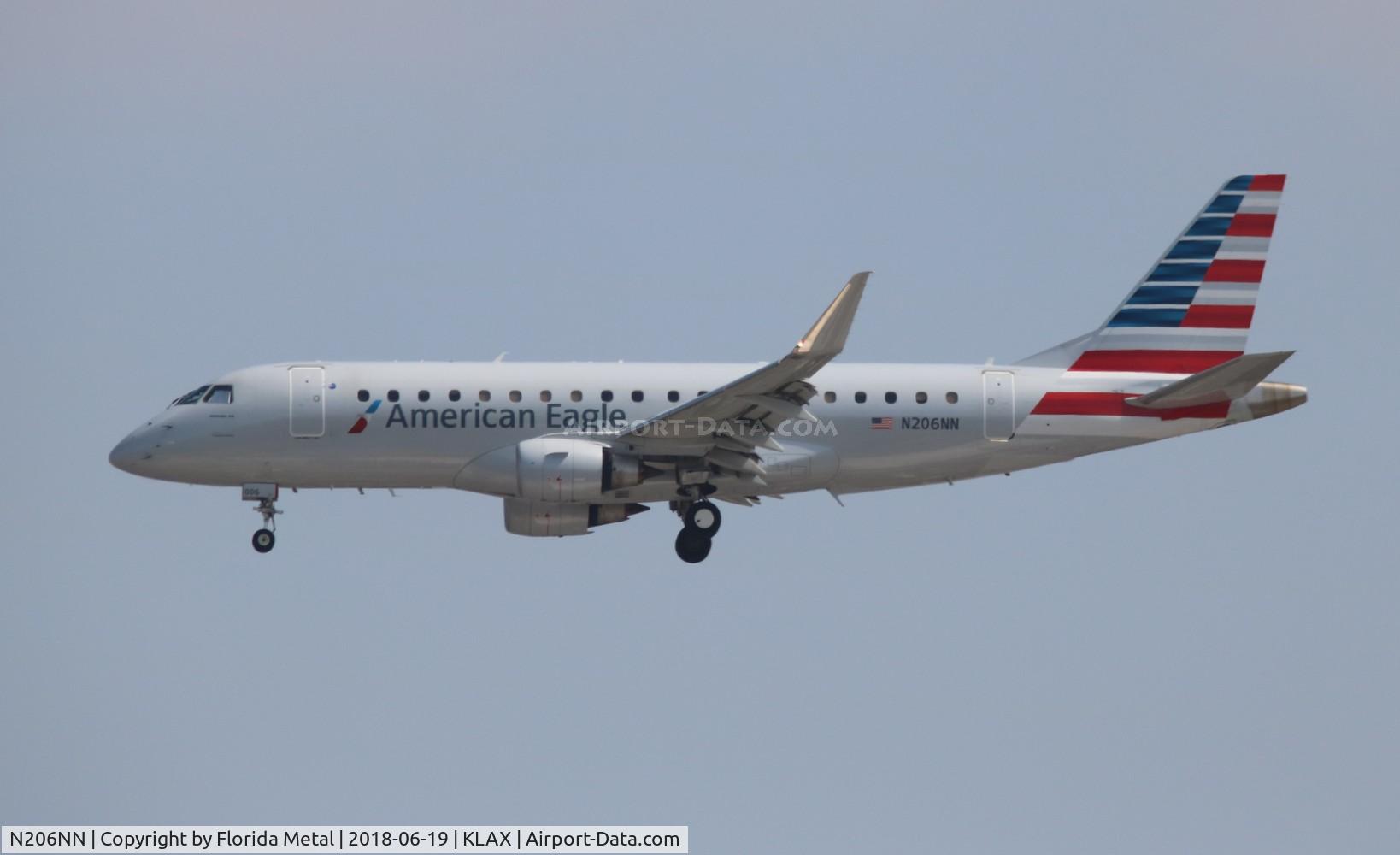 N206NN, 2015 Embraer 175LR (ERJ-170-200LR) C/N 17000489, Compass/Eagle E175 zx LAX north side