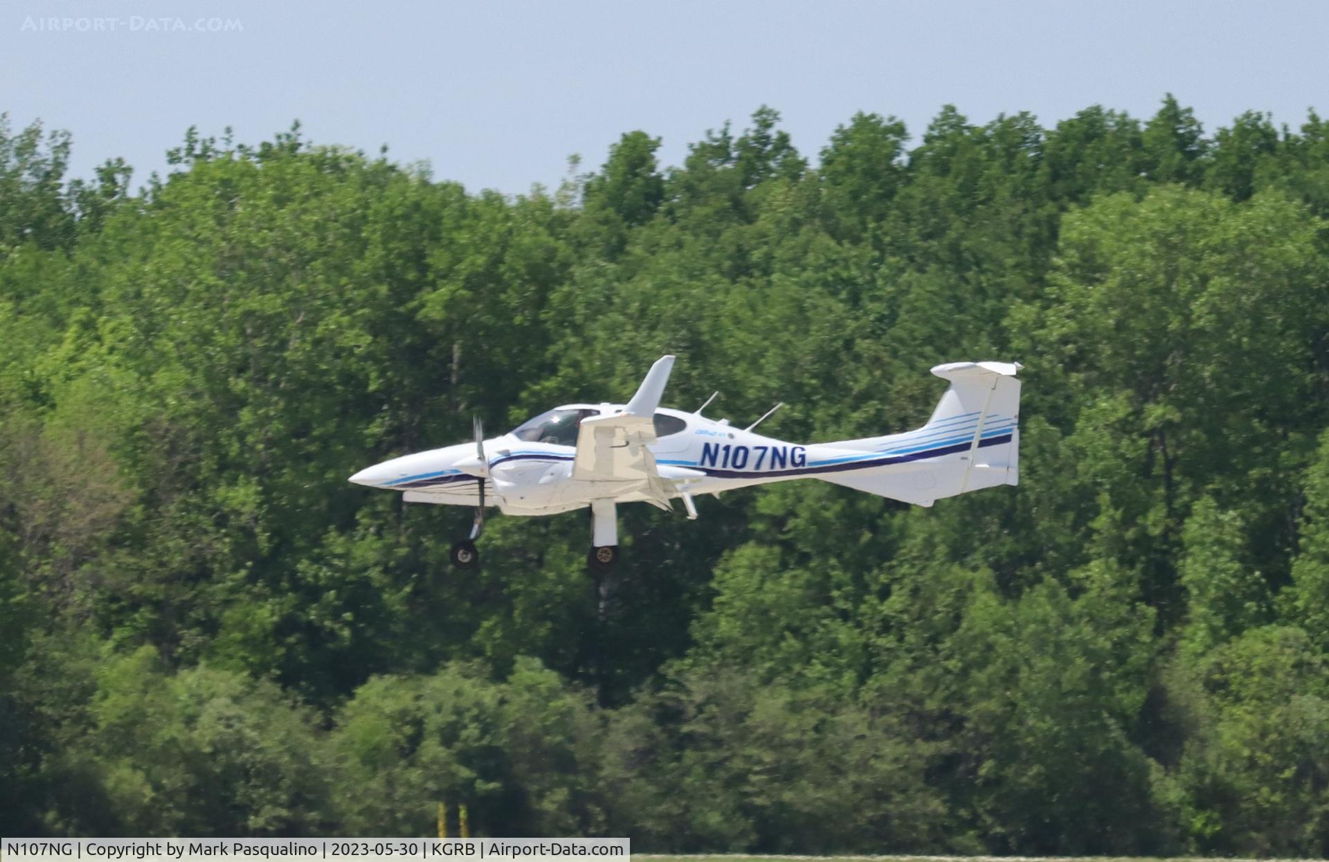 N107NG, 2015 Diamond DA-42-NG Twin Star Twin Star C/N 42.N171, Diamond DA 42 NG