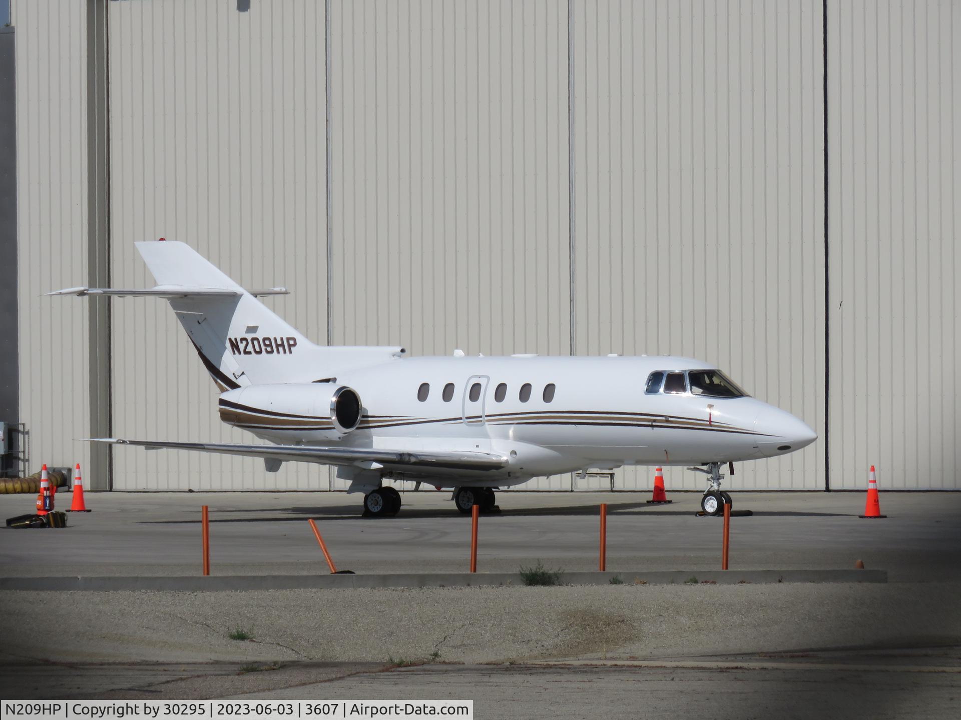 N209HP, 2008 Hawker Beechcraft 750 C/N HB-26, Parked