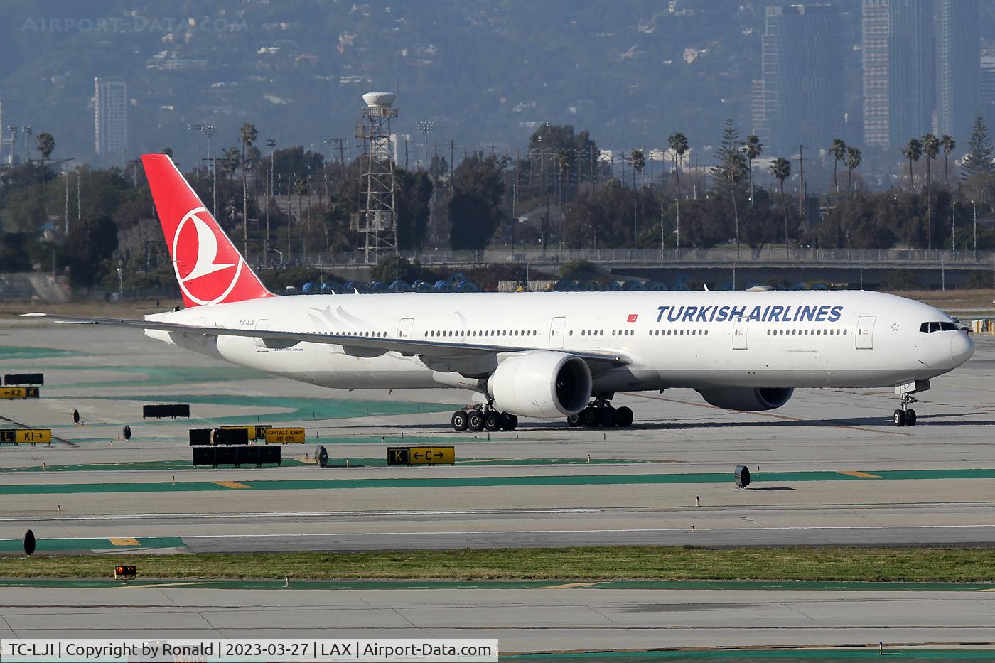 TC-LJI, 2016 Boeing 777-3F2/ER C/N 44130, at lax