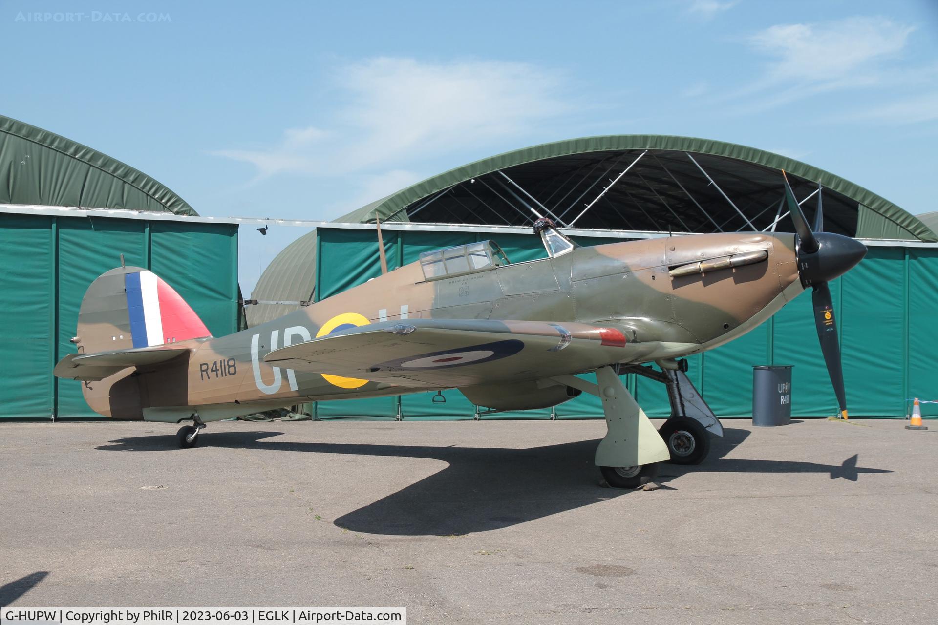 G-HUPW, 1940 Hawker Hurricane I C/N G592301, R4118 (G-HUPW) 1940 Hawker Hurricane l Blackbushe