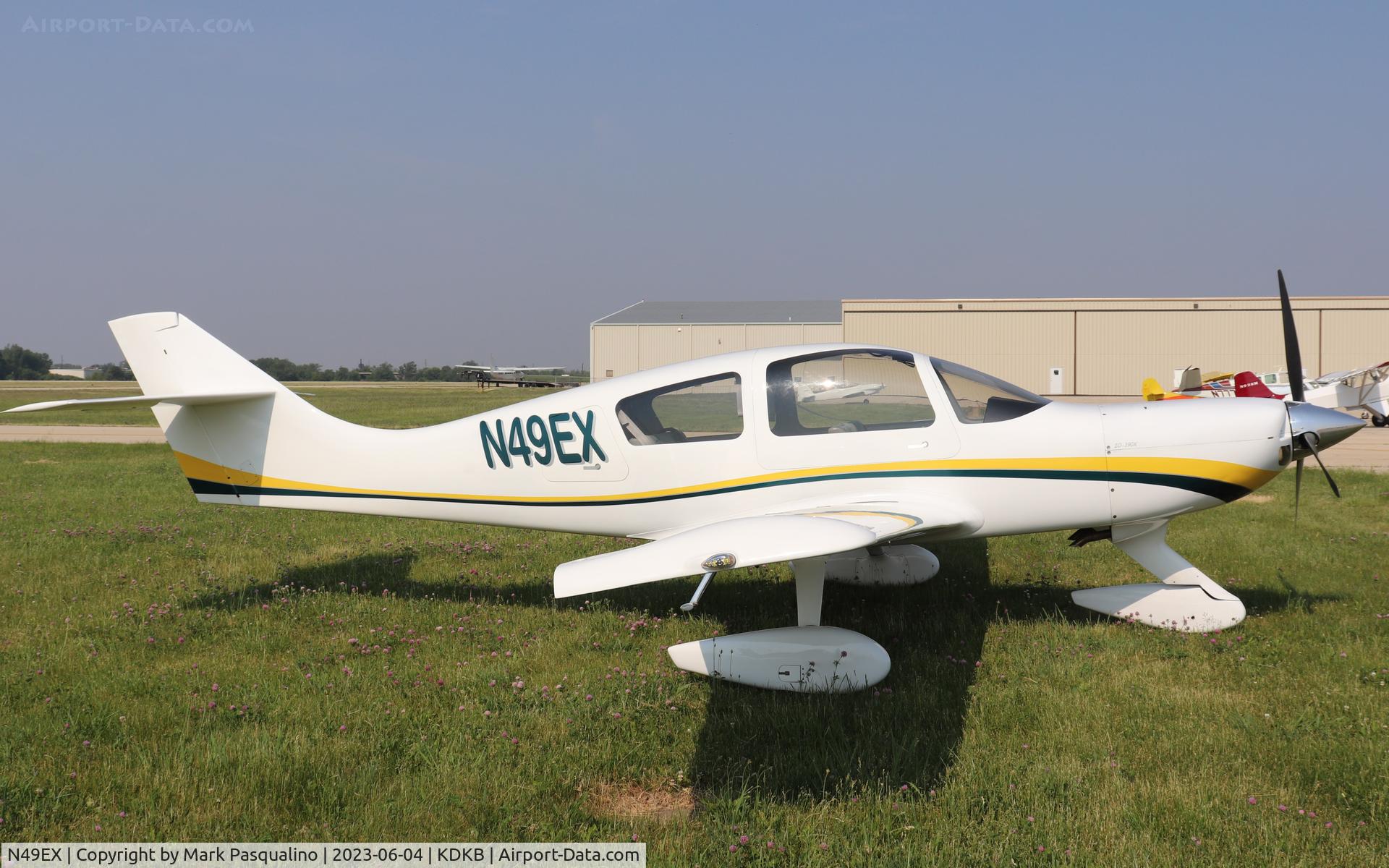 N49EX, 1997 Wheeler Express FT C/N 01, Wheeler Express FT