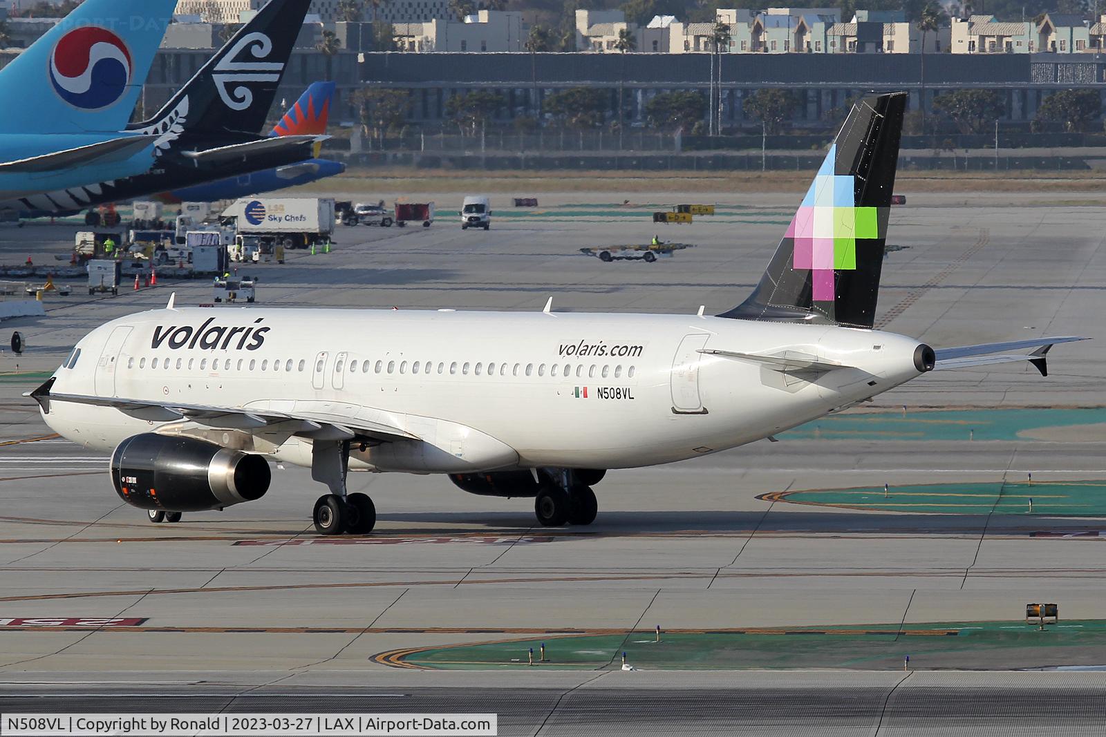 N508VL, 2011 Airbus A320-232 C/N 4950, at lax