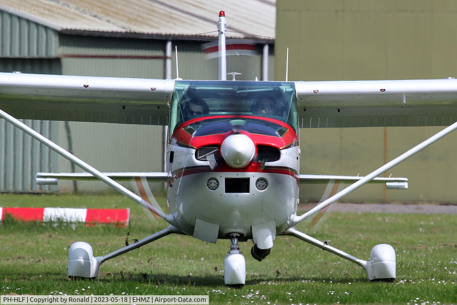 PH-HLF, Cessna 182P Skylane C/N 18264085, at ehmz