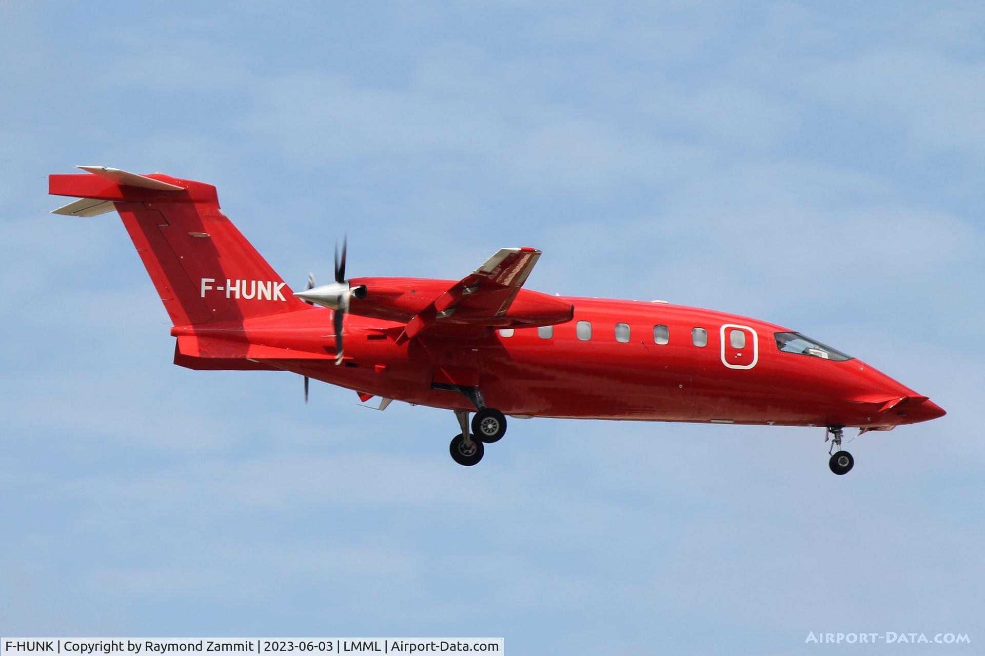 F-HUNK, 2008 Piaggio P-180 Avanti II C/N 1178, Piaggio P-180 Avanti II F-HUNK Oyonair