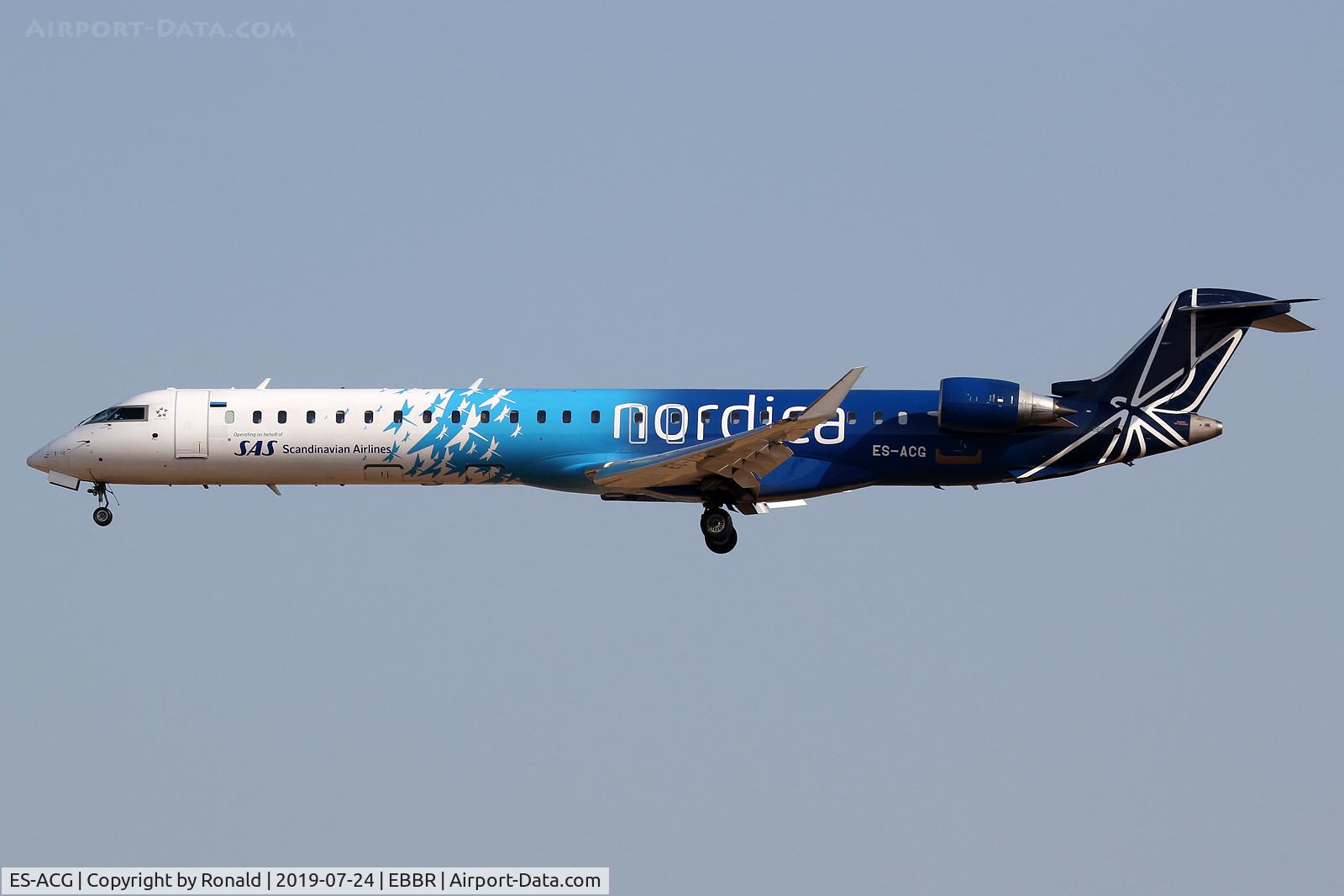 ES-ACG, 2012 Bombardier CRJ-900 NG (CL-600-2D24) C/N 15277, at bru